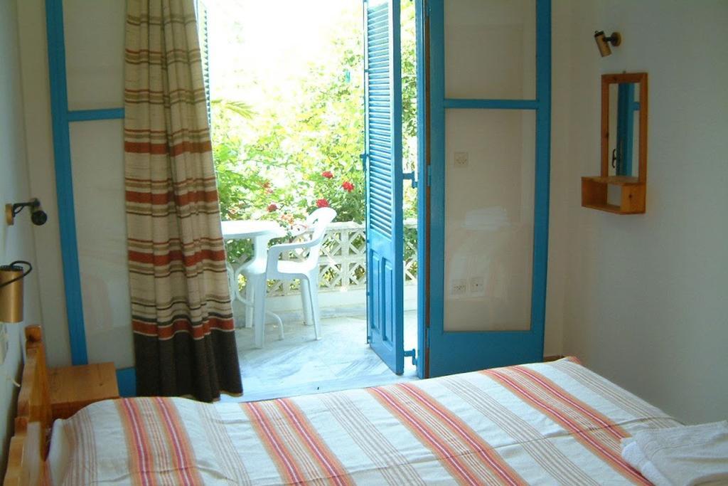 Guesthouse Karidia Skala Eresou Exterior foto